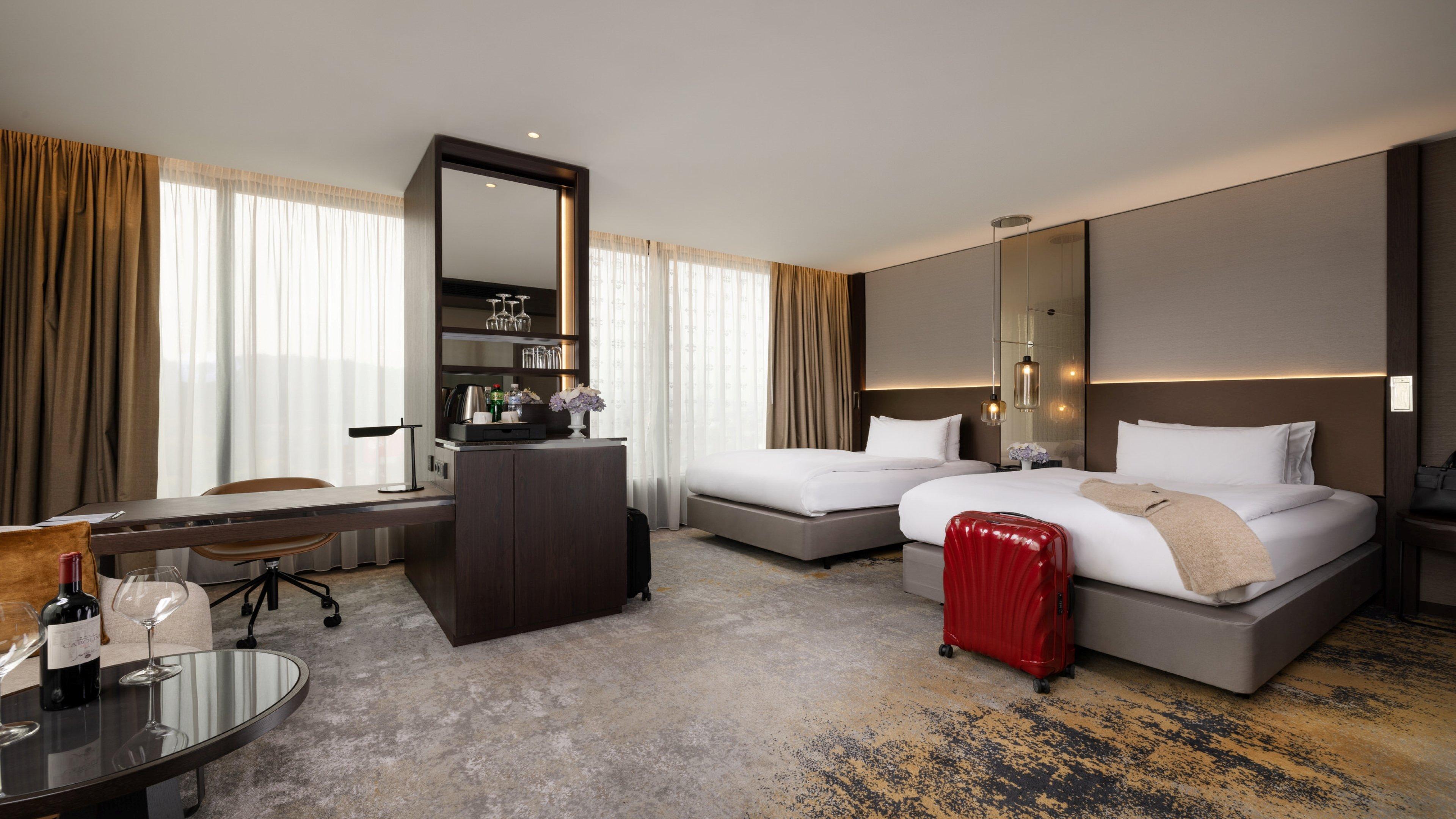 Intercontinental - By Ihg Hotel 5*