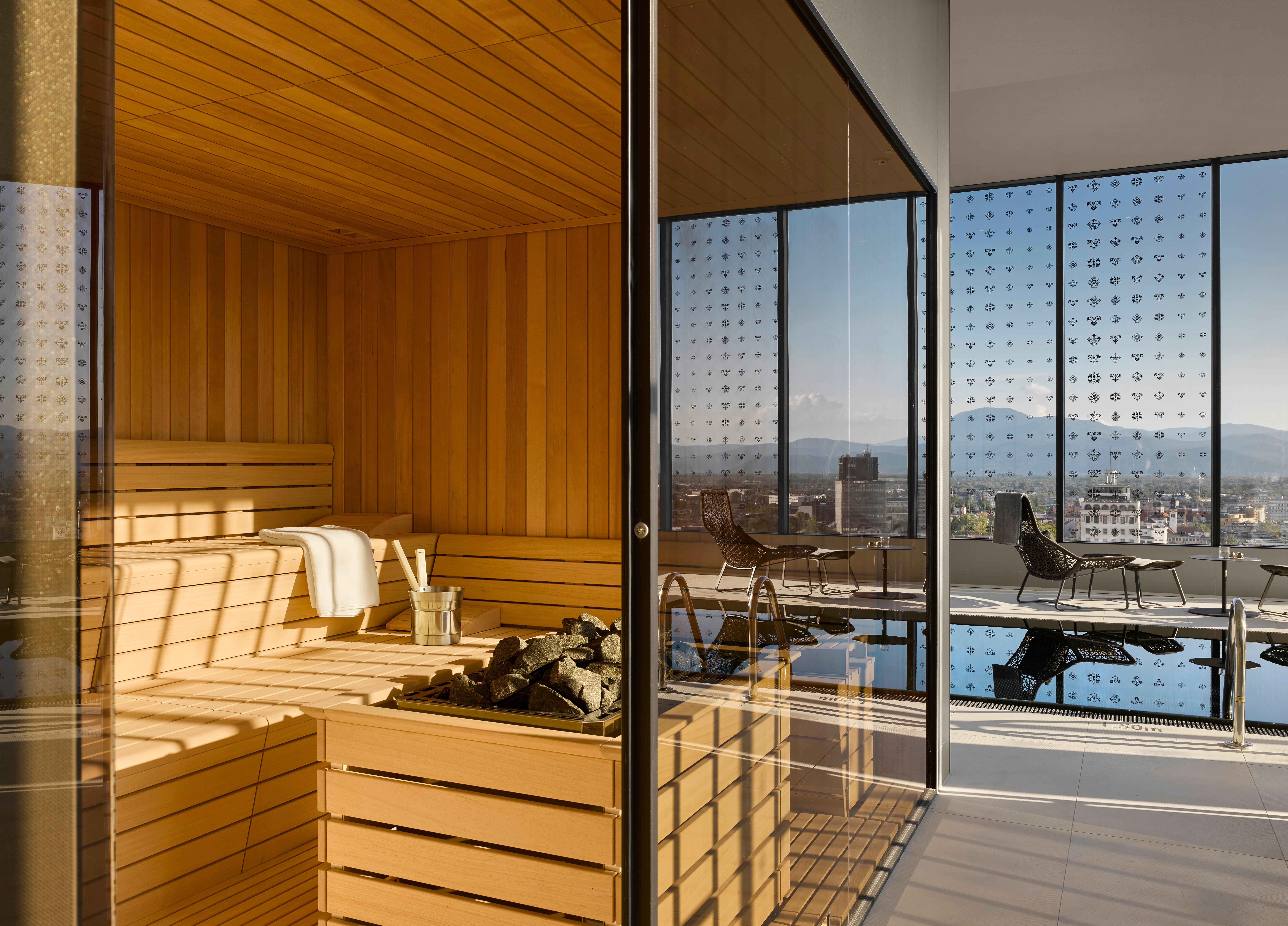 Intercontinental - By Ihg Hotel 5*